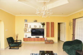 AZB Cozy Homes. Elegant 4 bedroom home in Area 49, Lilongwe